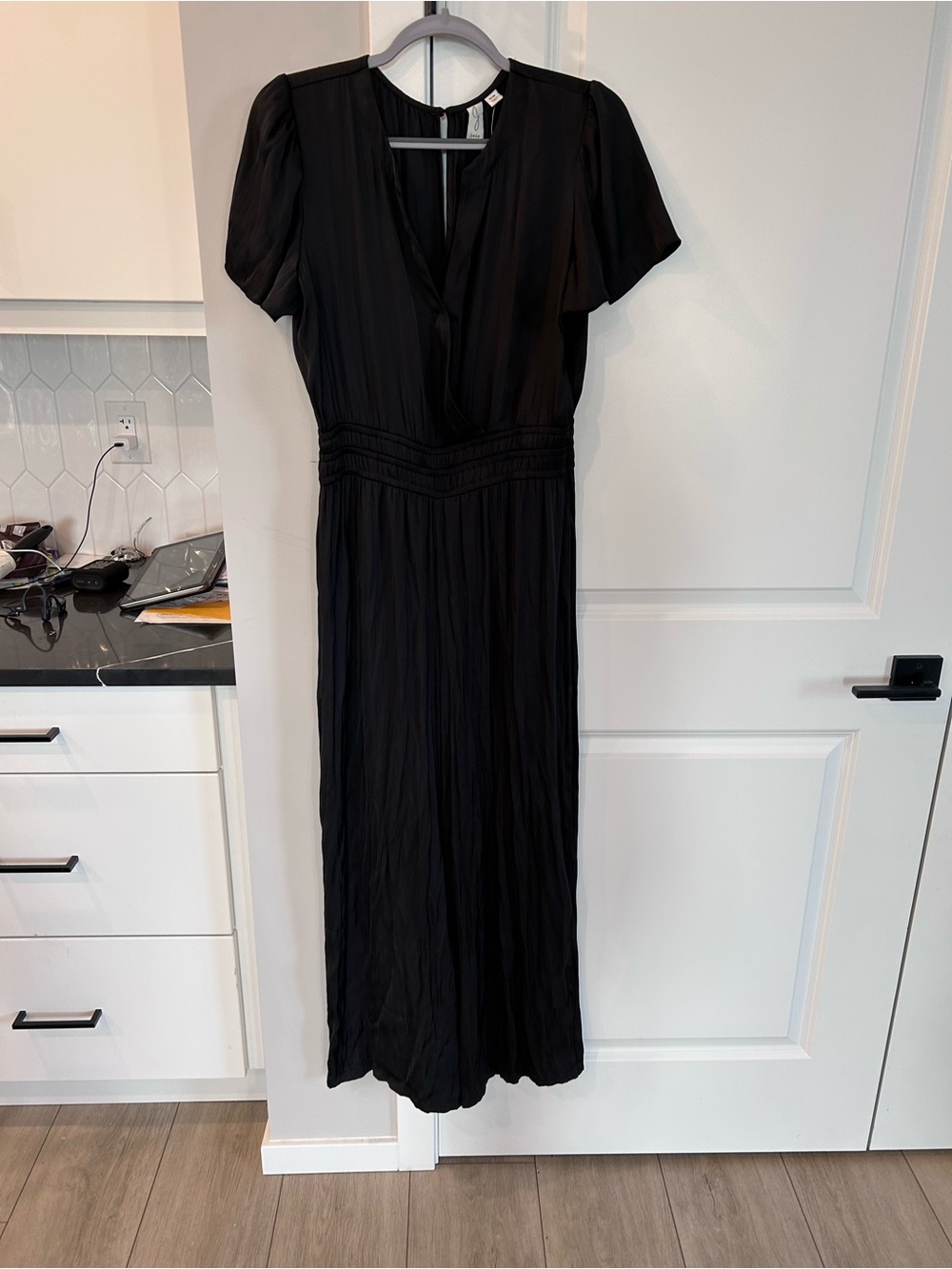 NWT Joie Black Satin V-Neck Short Sleeve Romper Jumpsuit Dressy Girls Night Chic